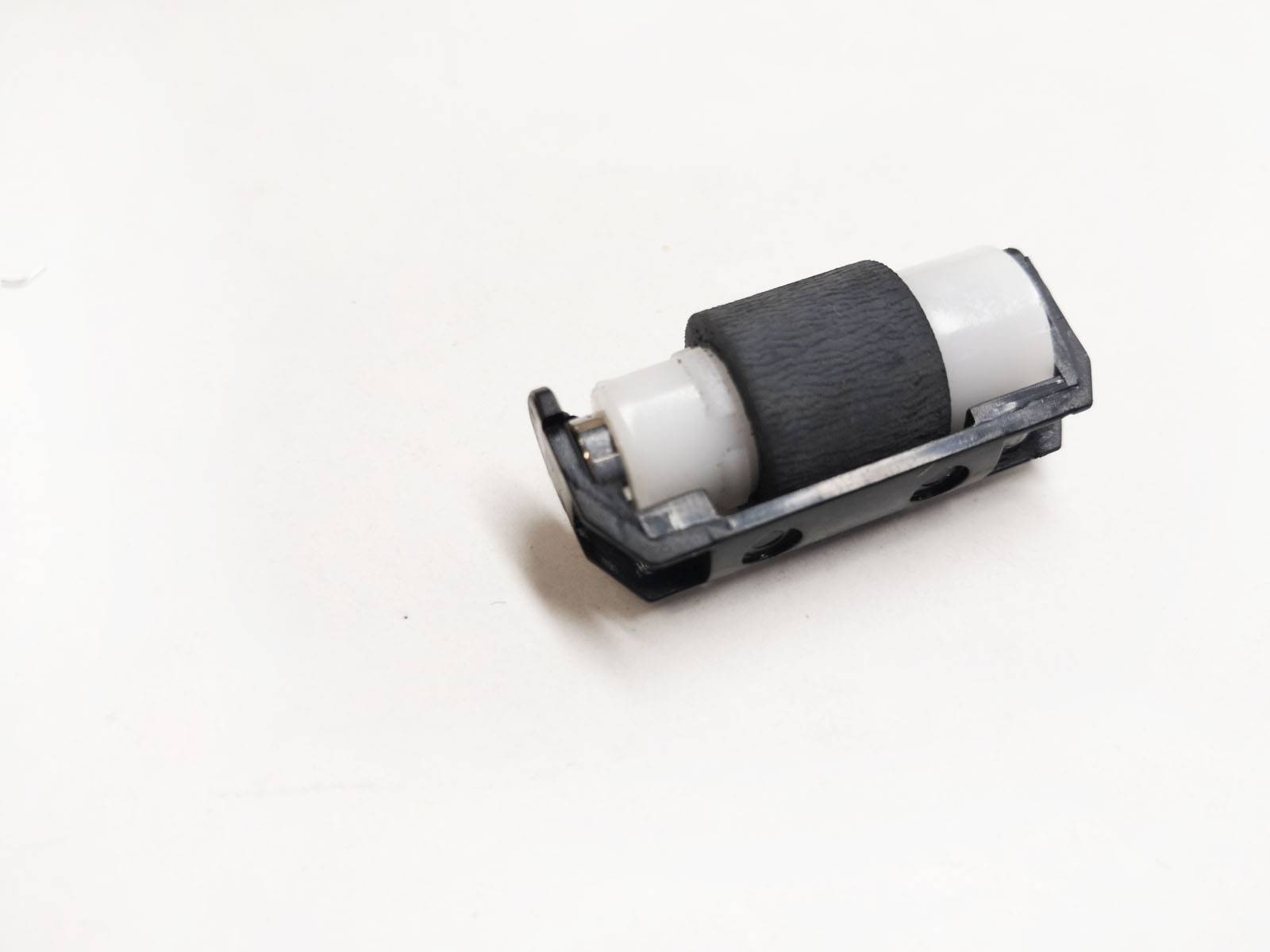 RM1-4840 RM1-4425 RM1-8765 Ролик отделения HP CLJ CP2025 Pro300 M351 M375 Pro400 M451 M475 M476 MF 8330C 8360C 8380C LBP-7200C LBP-7680 LBP-760 LBP-7210